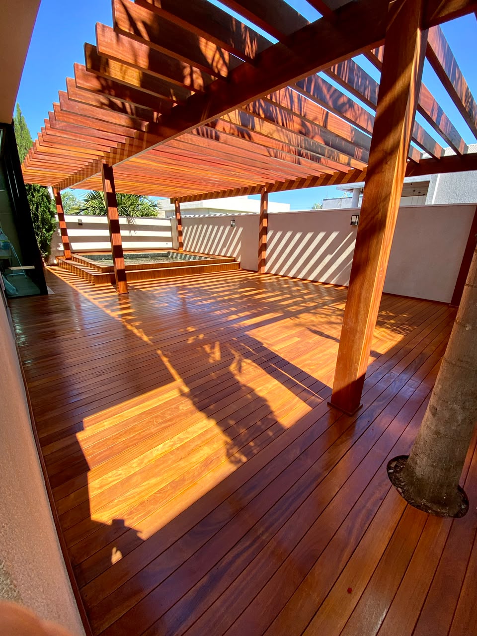 Deck de madeira 10 centímetros